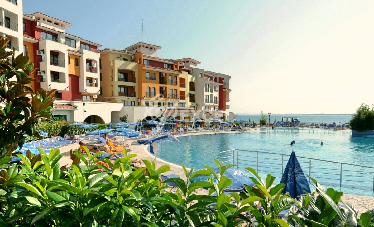 Studio with sea view-Aheloy, Marina Cape complex