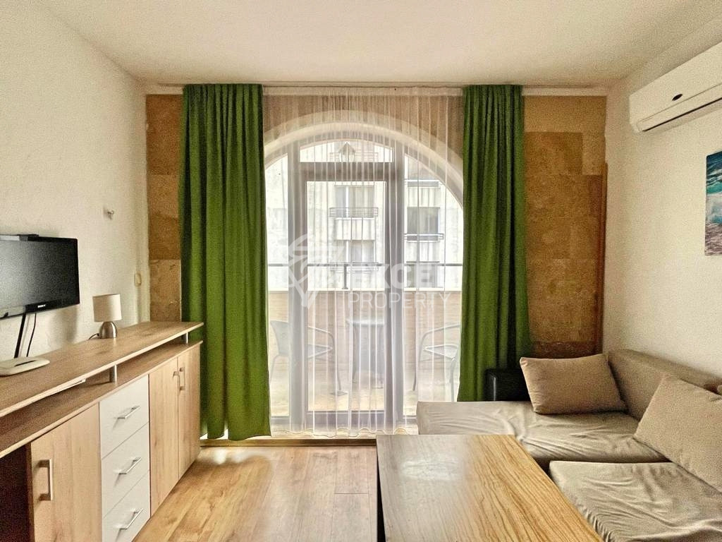 Lovely one-bedroom property in the Cacao Beach area-Amara complex