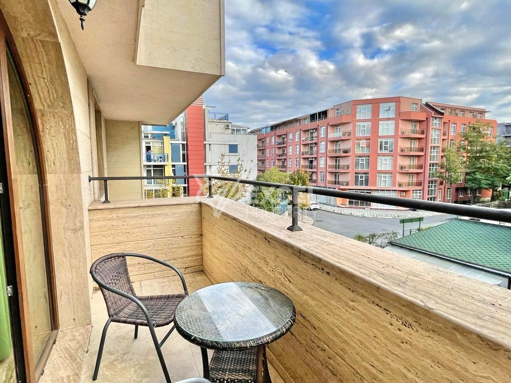 Lovely one-bedroom property in the Cacao Beach area-Amara complex