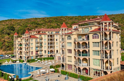 Spacious furnished one-bedroom property - Elenite resort