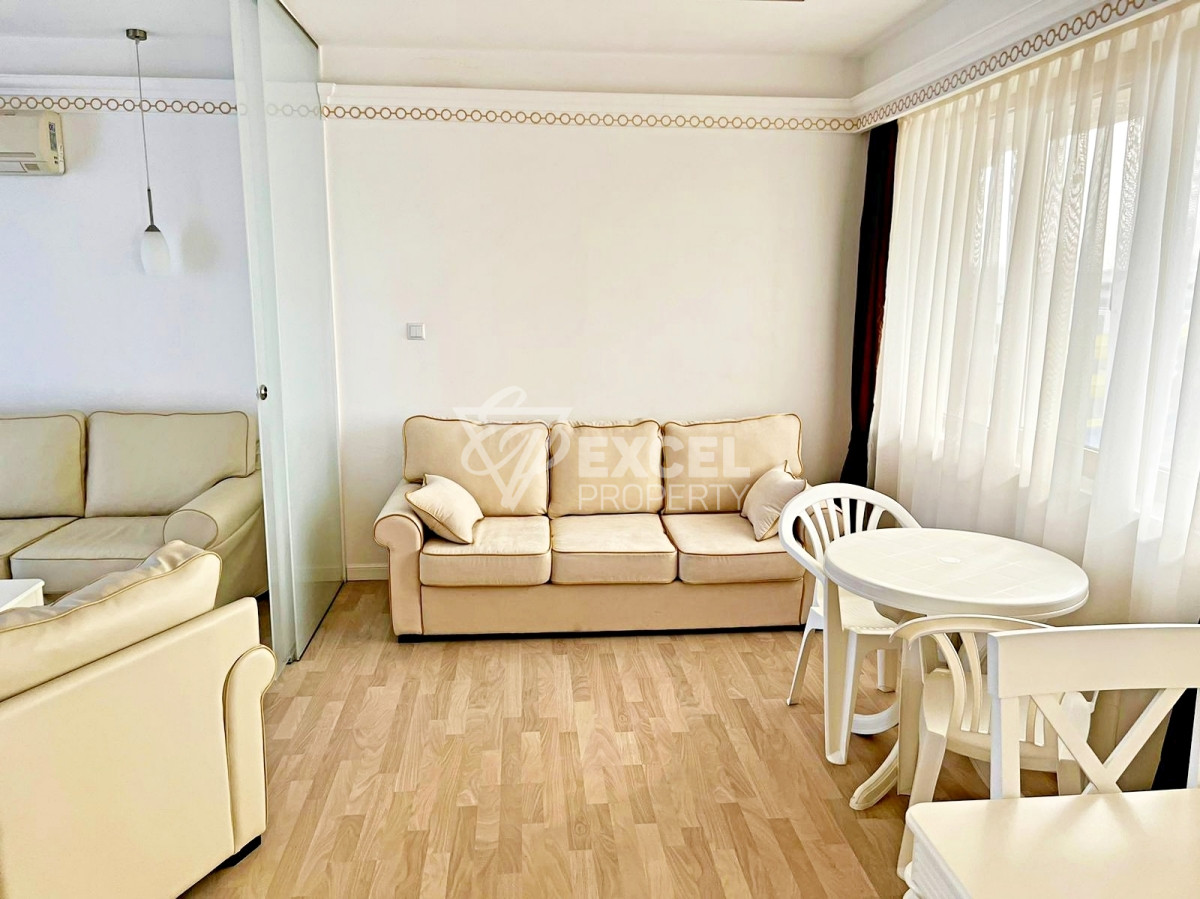 Spacious property with a sea view - Golden Rainbow complex