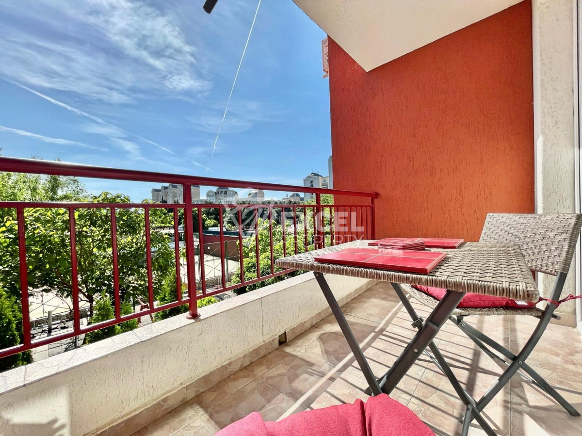 Stylish studio in Green Fort complex