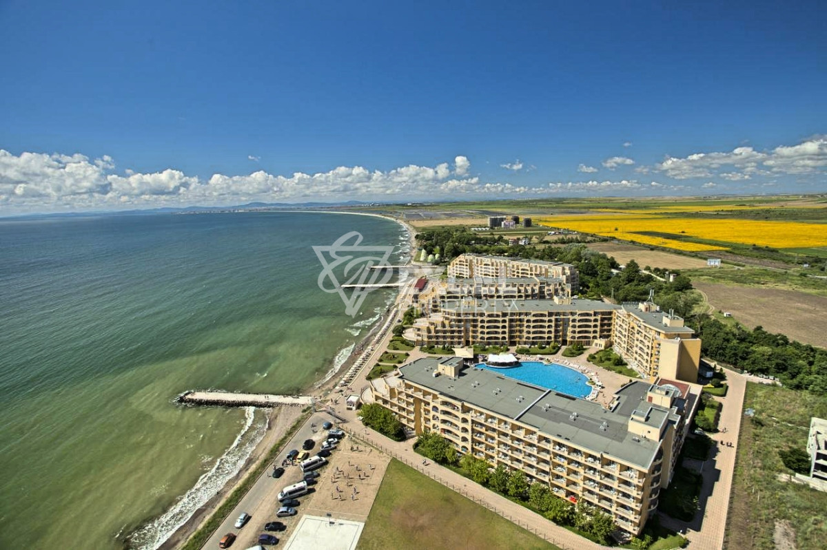 Nice studio with sea view-Aheloy