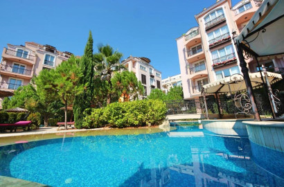 One-bedroom, furnished property in the Cacao Beach area