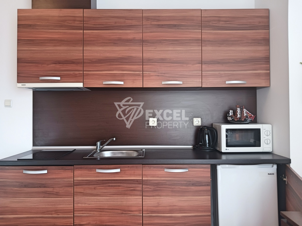 One-bedroom, furnished property in the Cacao Beach area