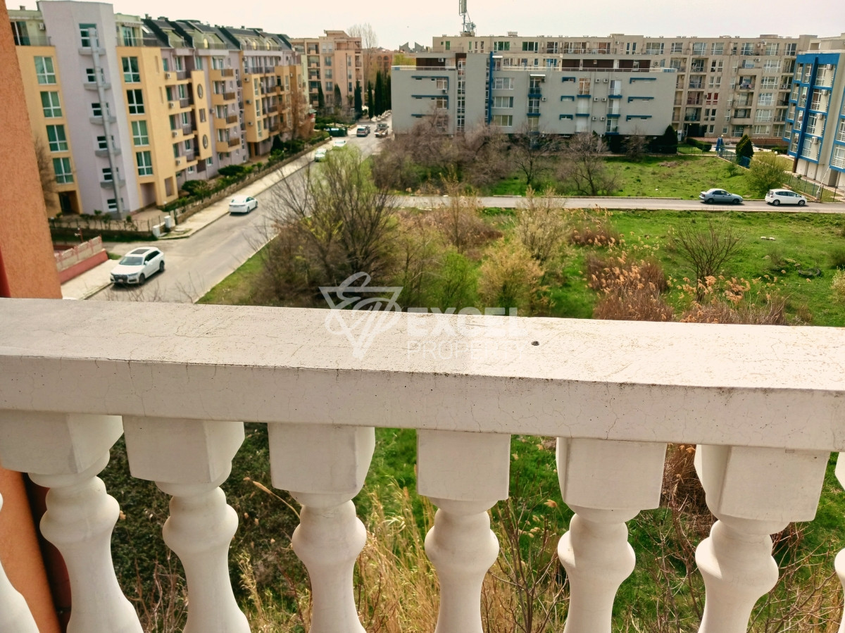 Spacious property - maisonette, in the Sea Diamond complex