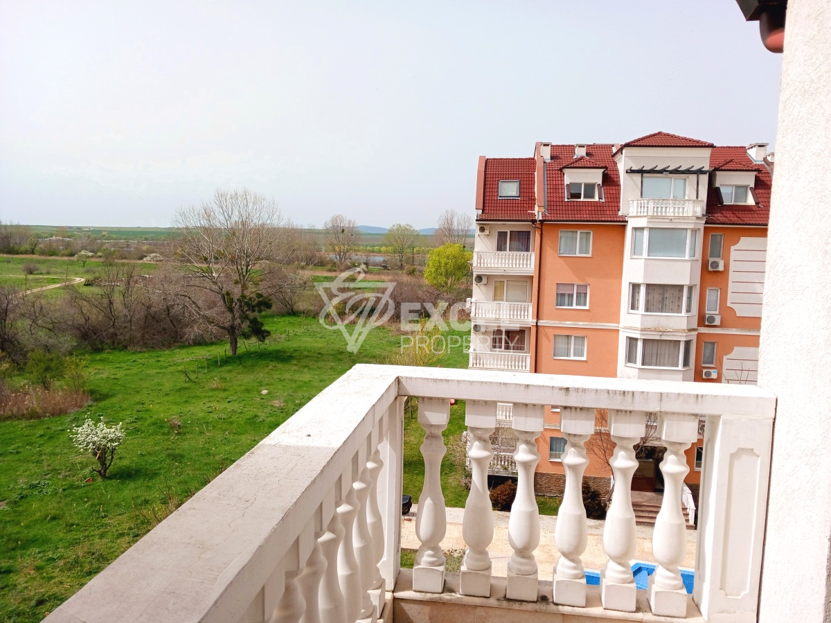 Spacious property - maisonette, in the Sea Diamond complex