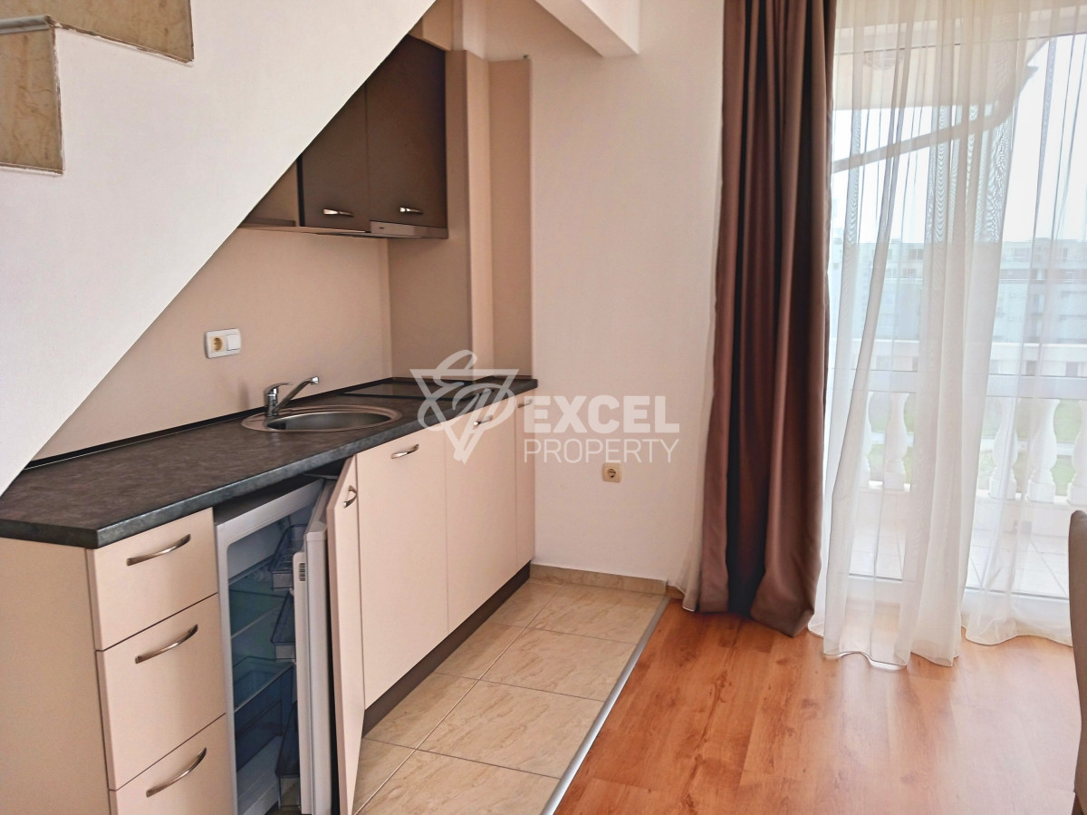 Spacious property - maisonette, in the Sea Diamond complex