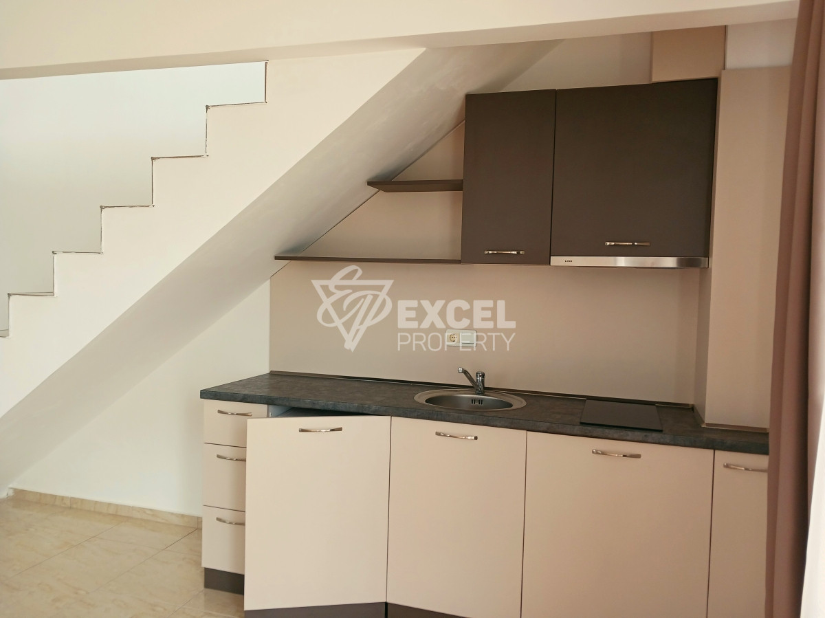 Spacious property - maisonette, in the Sea Diamond complex