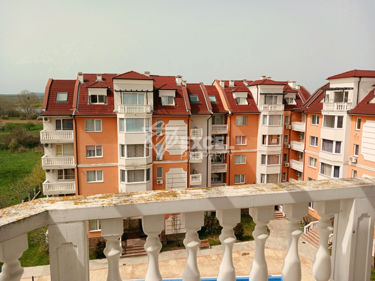 Spacious property - maisonette, in the Sea Diamond complex