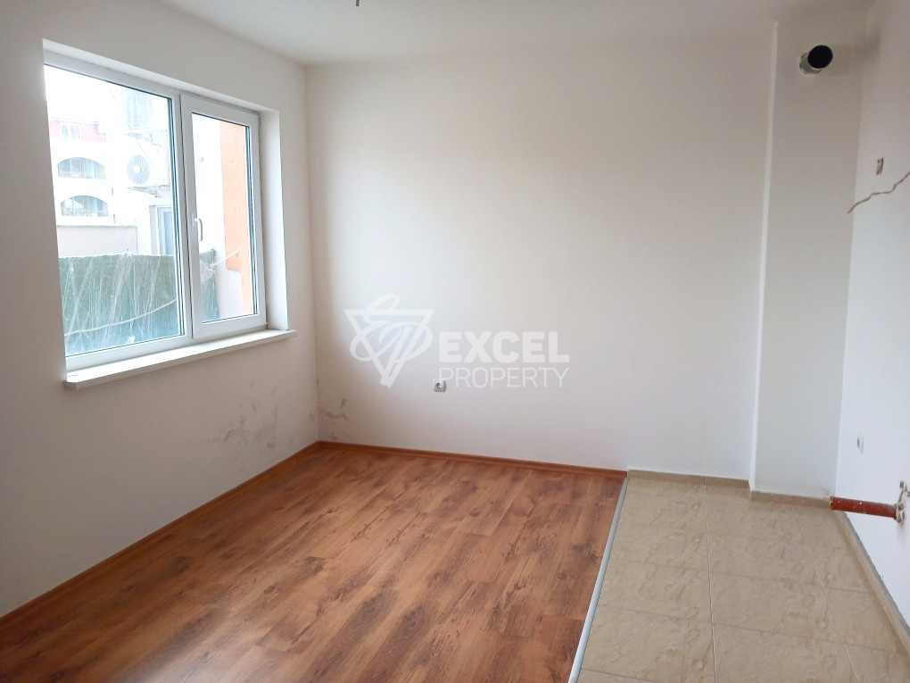 New unfurnished property - in Sea Diamand complex in the area of Cacao beach