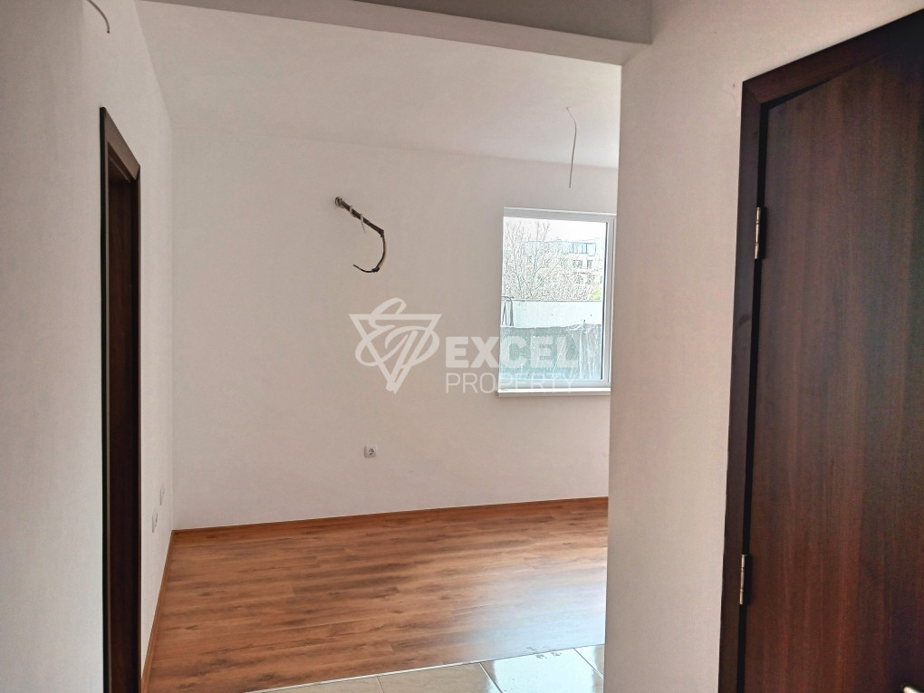New unfurnished property - in Sea Diamand complex in the area of Cacao beach