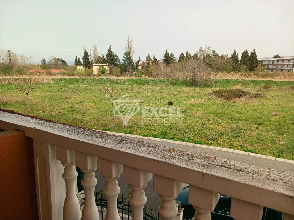 New unfurnished property - in Sea Diamand complex in the area of Cacao beach