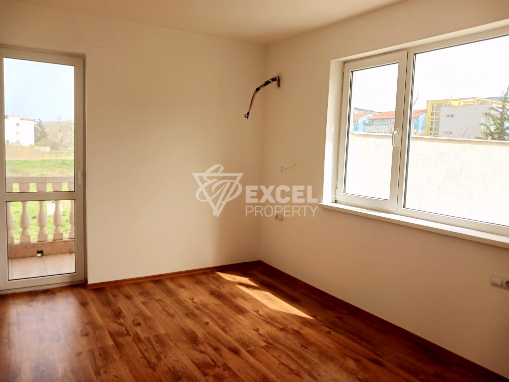 New unfurnished property - in Sea Diamand complex in the area of Cacao beach