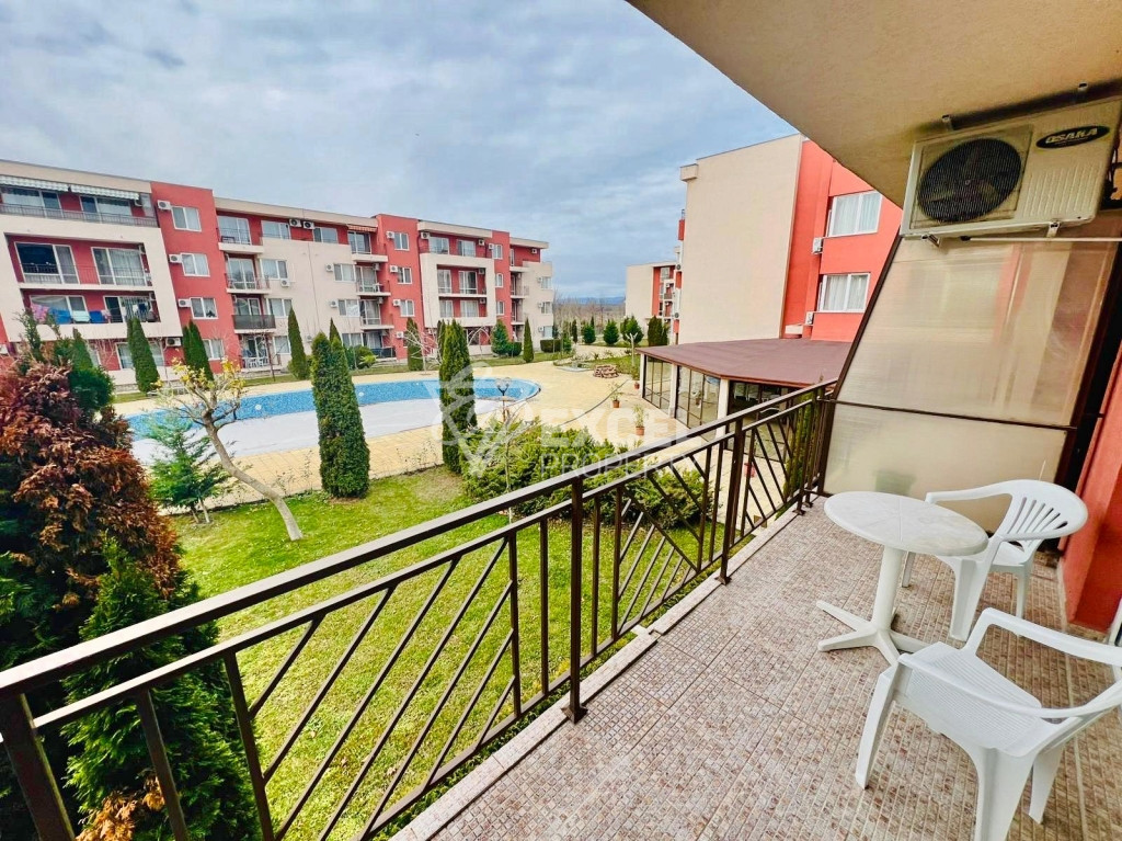 Nice studio, pool view - Holiday Fort Club, Sunny Beach