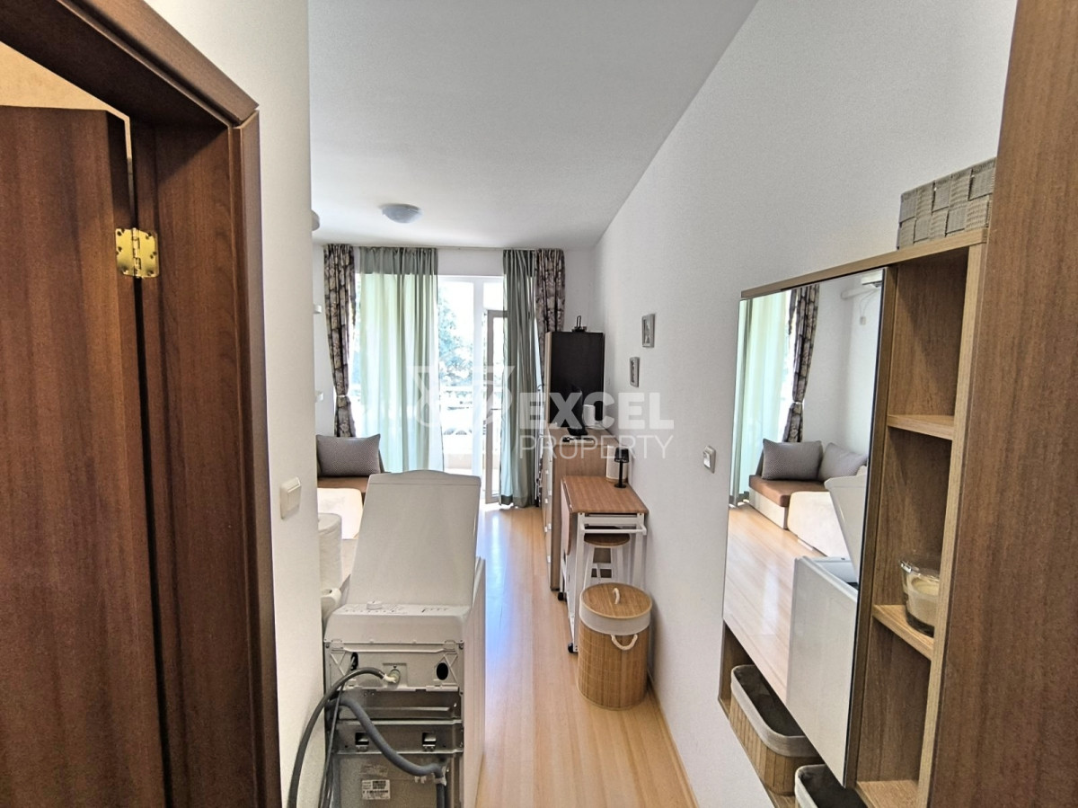 Nice studio with furniture and terrace in Sunny Day 6