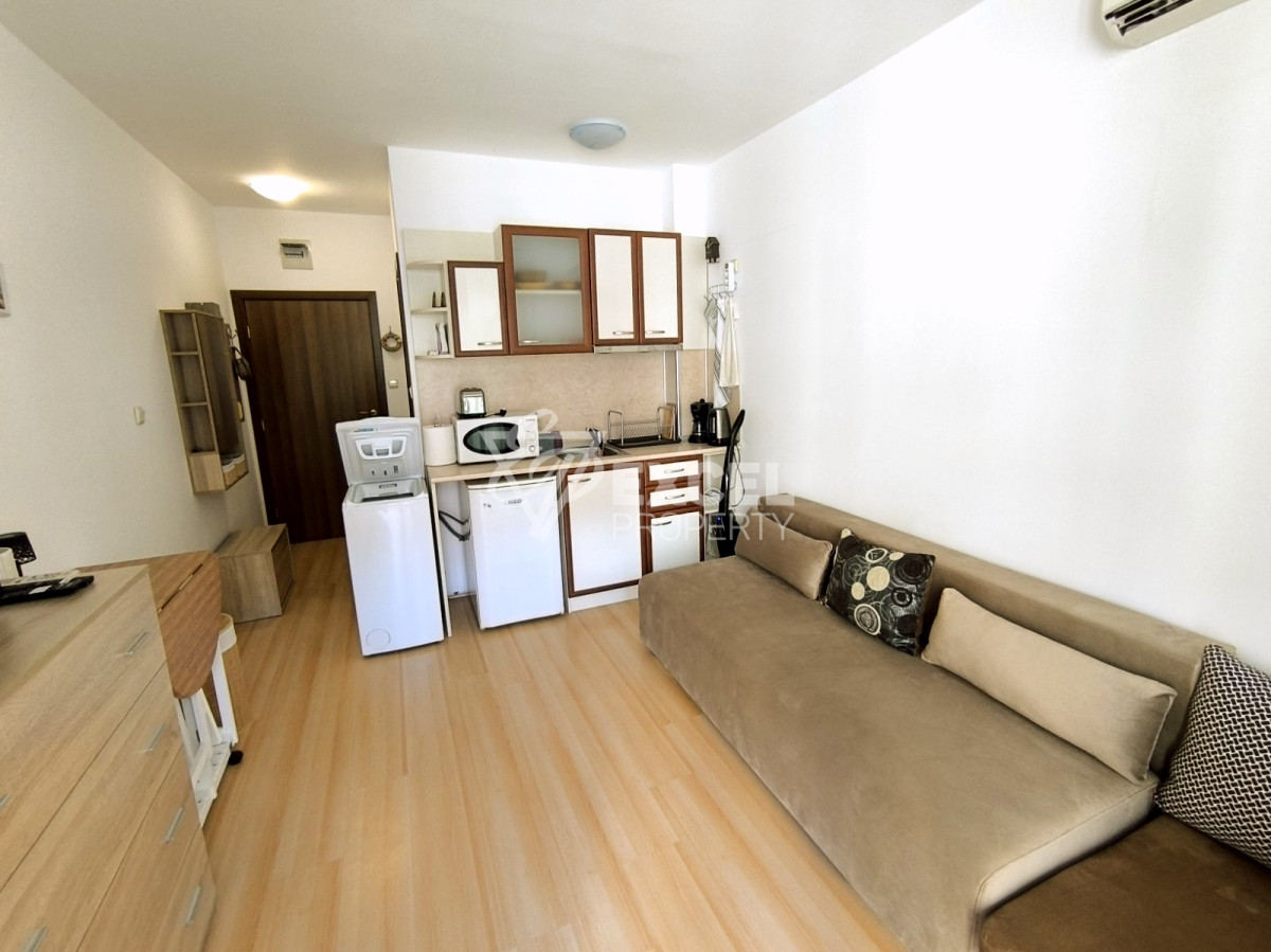 Nice studio with furniture and terrace in Sunny Day 6