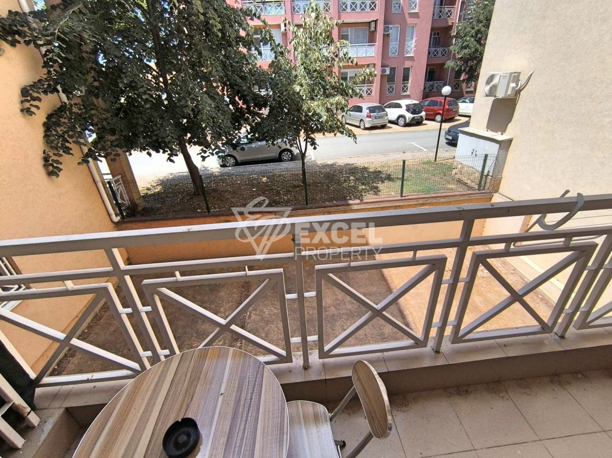 Nice studio with furniture and terrace in Sunny Day 6