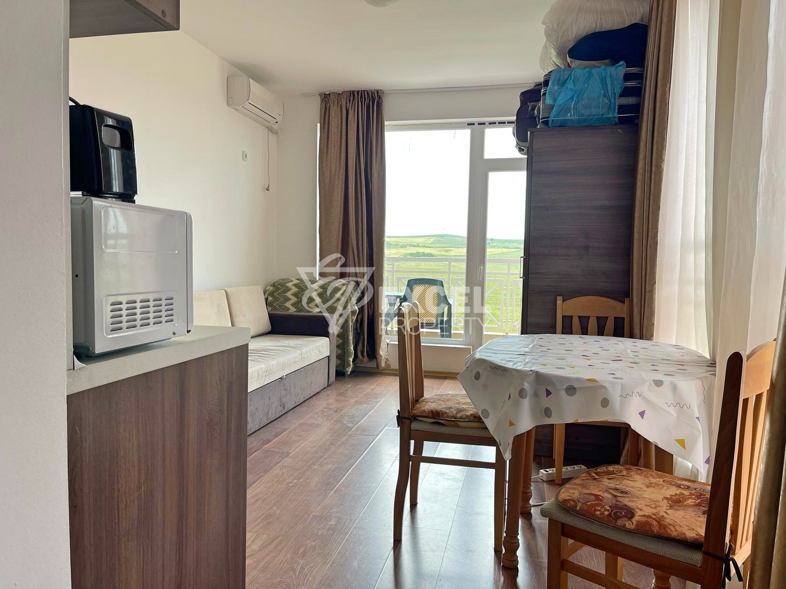 Budget studio with furniture and terrace in Sunny Day 6