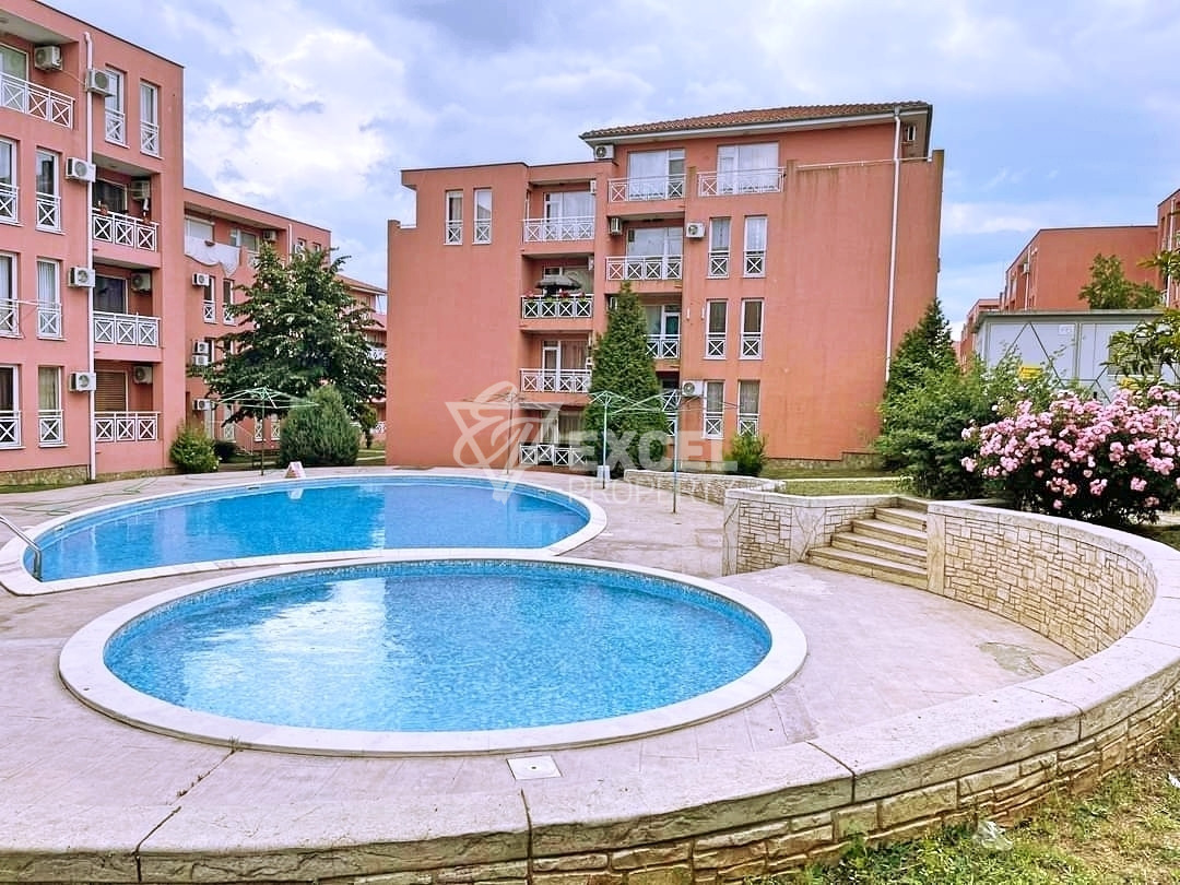 Budget studio with furniture and terrace in Sunny Day 6