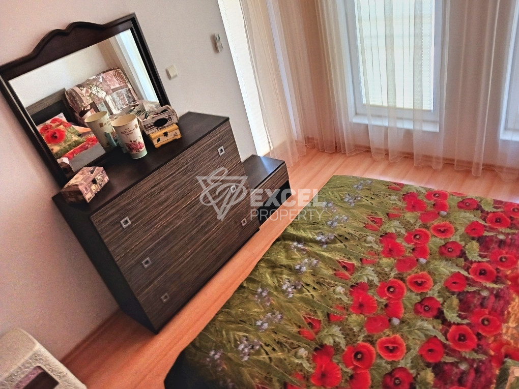 Two-bedroom furnished apartment with two terraces-Sunny Day 6