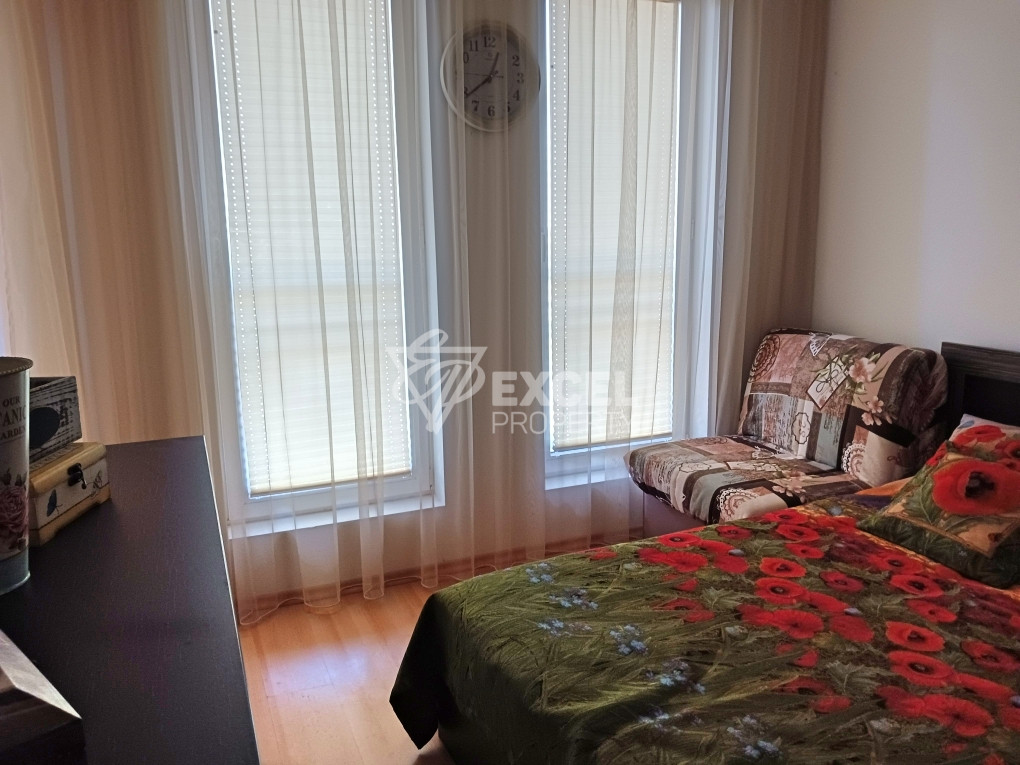 Two-bedroom furnished apartment with two terraces-Sunny Day 6