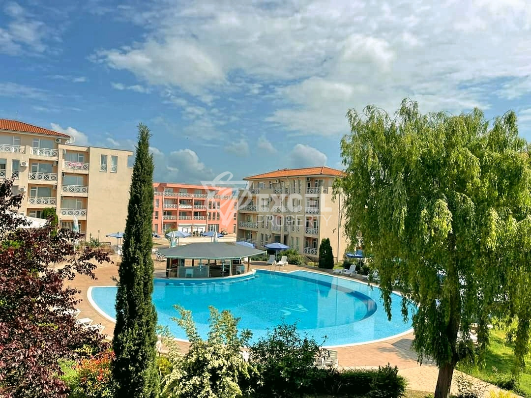 Two-bedroom furnished apartment with two terraces-Sunny Day 6