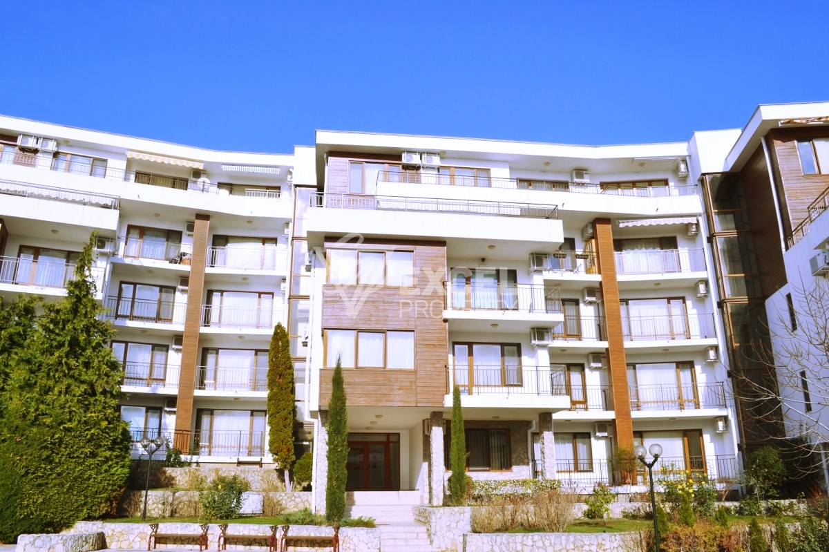 Mesambria Fort Beach complex- nice two-bedroom apartment