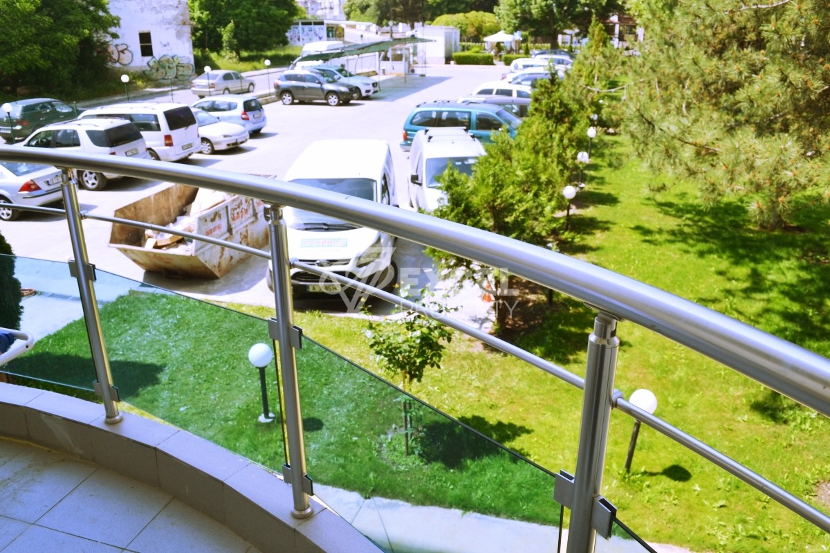 Two-bedroom property for sale in Ravda, suitable for all year-round stay