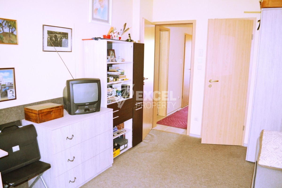 Two-bedroom property for sale in Ravda, suitable for all year-round stay